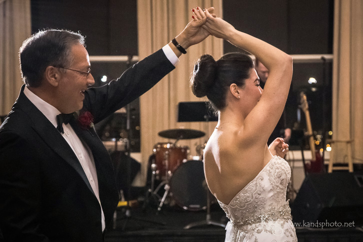 wedding at room on main dallas